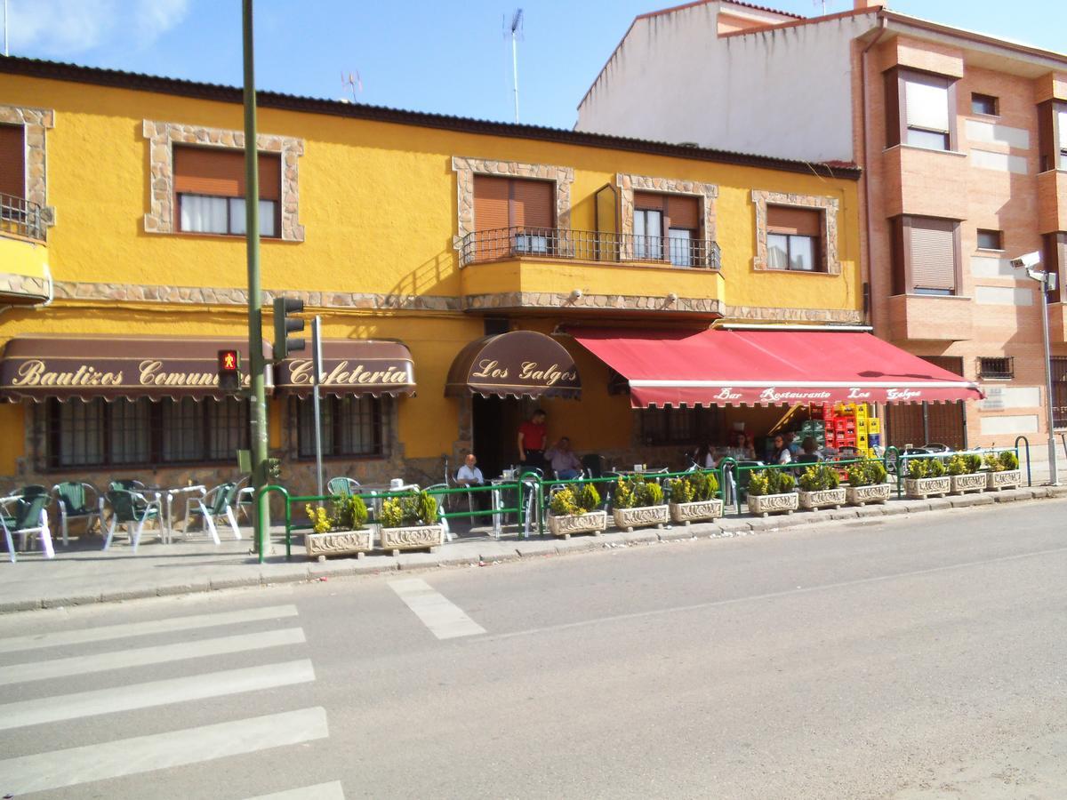 Hostal Los Galgos Yepes Exterior foto